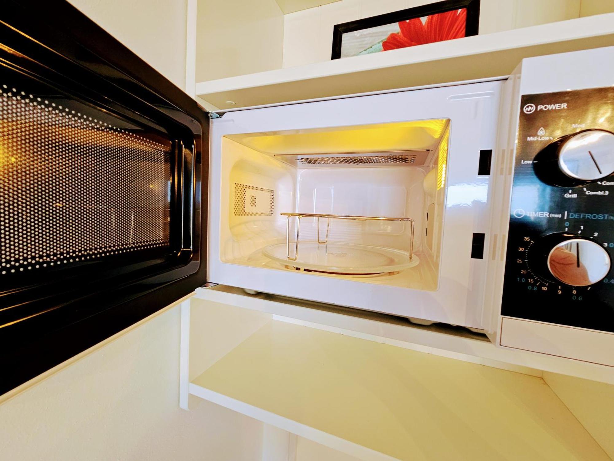 Apartment Live-inn Hotel-style 5 Apartments, 20 Mins To Centre, Gym, Reception, Free Parking, Lift, Roof Terrace & Game Prag